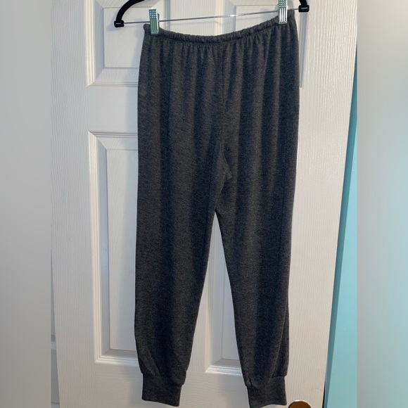 Victoria’s Secret Cozy Sleep Jogger Size Small - Picture 3 of 4